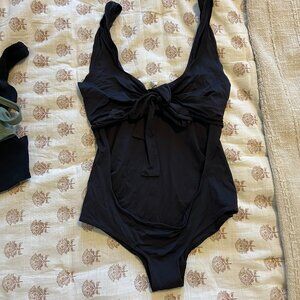 Chloe swim - Black one piece